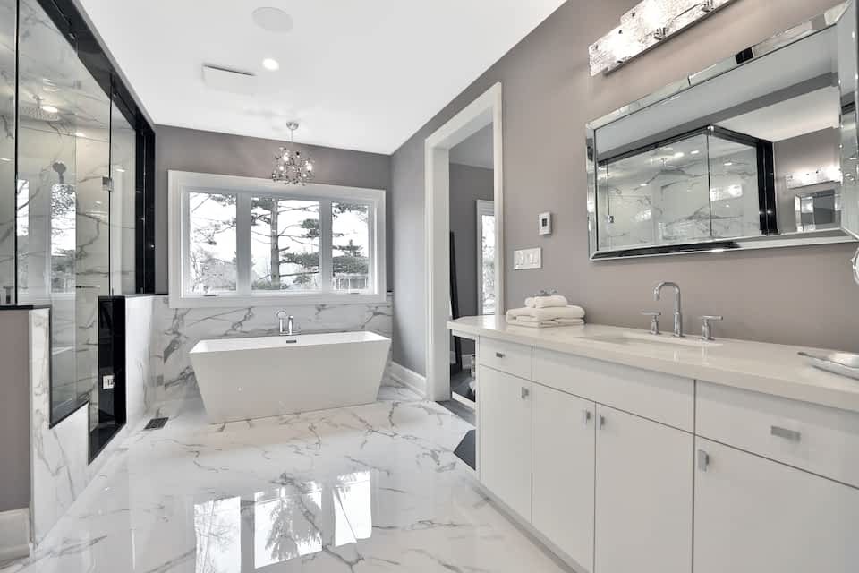 Bathroom renovation in Vaughan - view 1