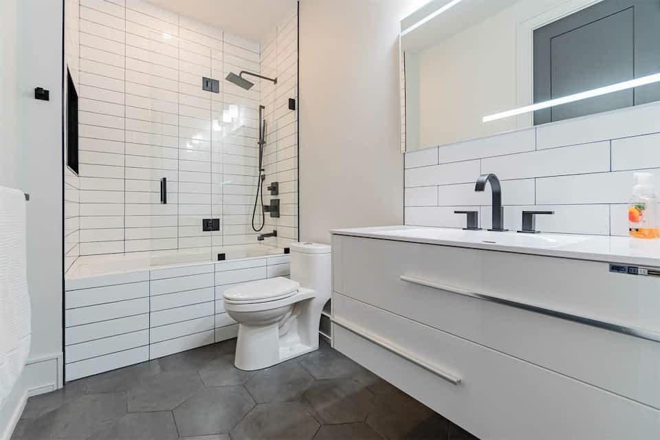 Bathroom renovation in Mississauga - view 1